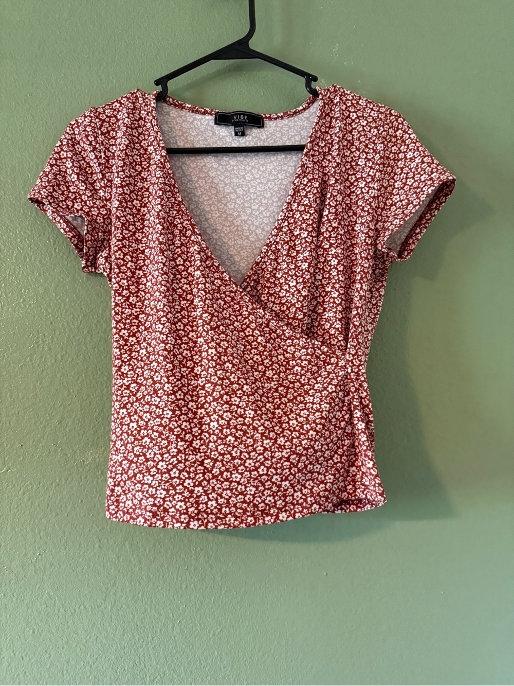 Vibe Rust Floral Wrap-Front Crop Top